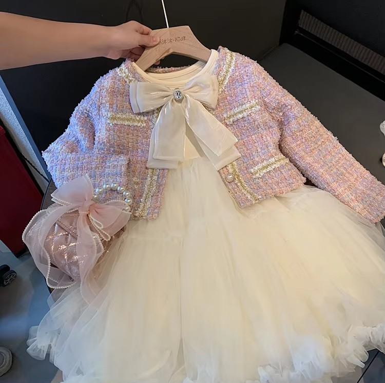 Conjunto Larissa Petit Fashion 🎀👧 – Casaco Quentinho 🔥 e Tule Mágico 💫