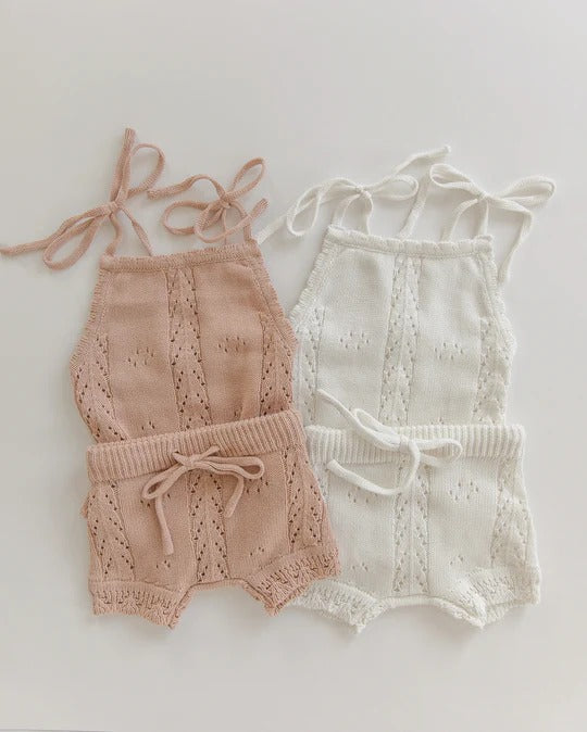 💎 Conjunto Tricot Premium ☁️💖: Um Must-Have com Fios de Carinho e Toque Fofinho - Puro Charme! 🌟🍼