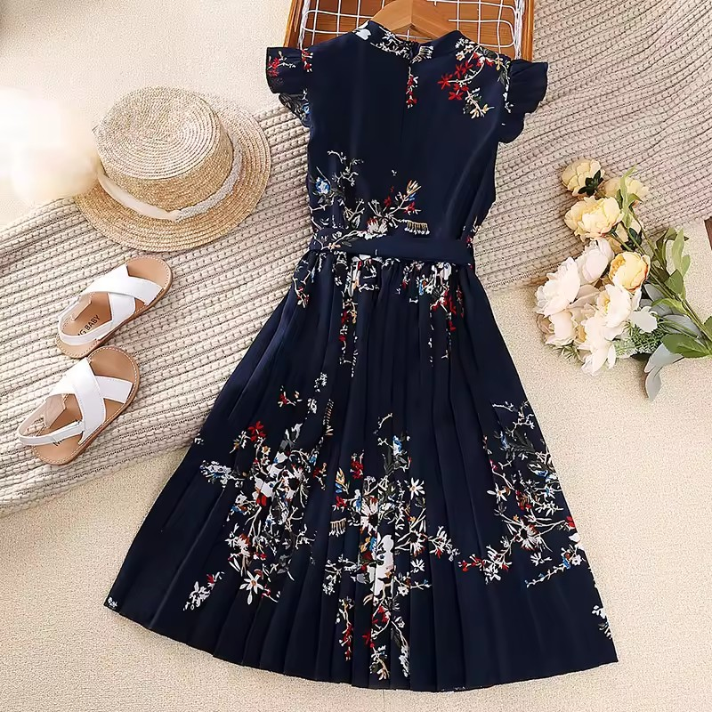 Vestido Lígia Princesa Casual 👑🤍 - Detalhes Franzidos 👗 e Atmosfera Romântica 🥰