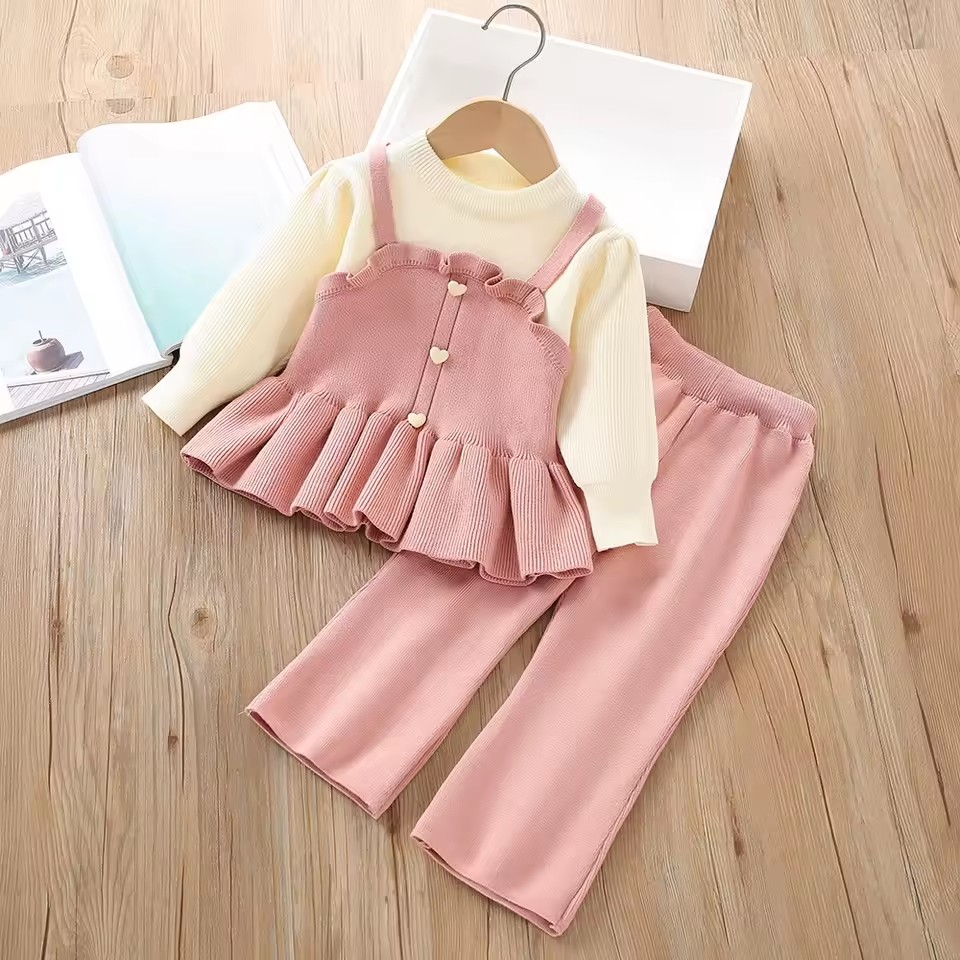 Conjunto Aninha Abraço Quentinho 🥰 – Blusa com Botões de Coração 💘 e Saia Plissada de Algodão Premium 💯
