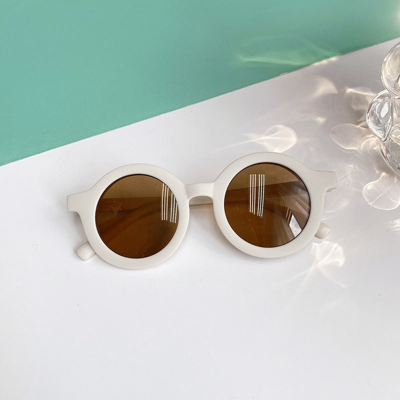 ✨ Óculos de Sol Vintage Infantil ☀️💖 Proteção e Pura Fofura! 😎