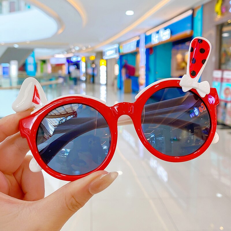 Óculos Sol Cute ✨: O Charme Fofinho da Sua Princesa! 👑💖 Onde a fantasia ganha vida 🌈