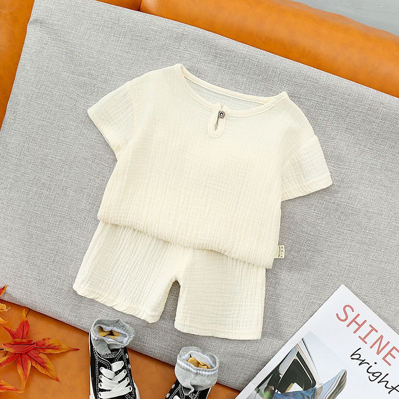 Conjuntinho Frescor Natural 🌿 Comfy-Chic ✨ de Linho Soltinho e Leve ☁️ Perfeito para Brincadeiras e Passeios da Sua Mini Diva! 💖