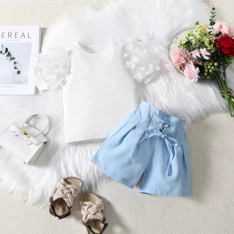 Conjunto Sinara 👗 Fashion 🌟 – Blusa Floral 🌺 & Short de Cintura Alta: Charme 💖 e Conforto ☁️