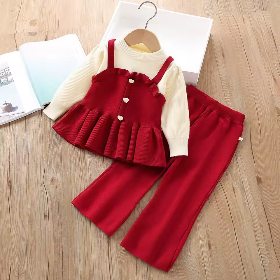 Conjunto Aninha Abraço Quentinho 🥰 – Blusa com Botões de Coração 💘 e Saia Plissada de Algodão Premium 💯