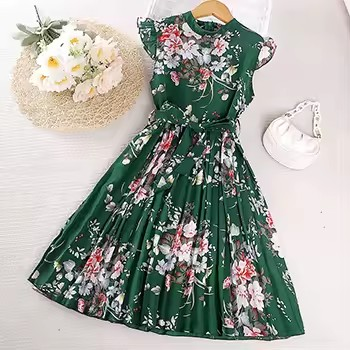 Vestido Lígia Princesa Casual 👑🤍 - Detalhes Franzidos 👗 e Atmosfera Romântica 🥰