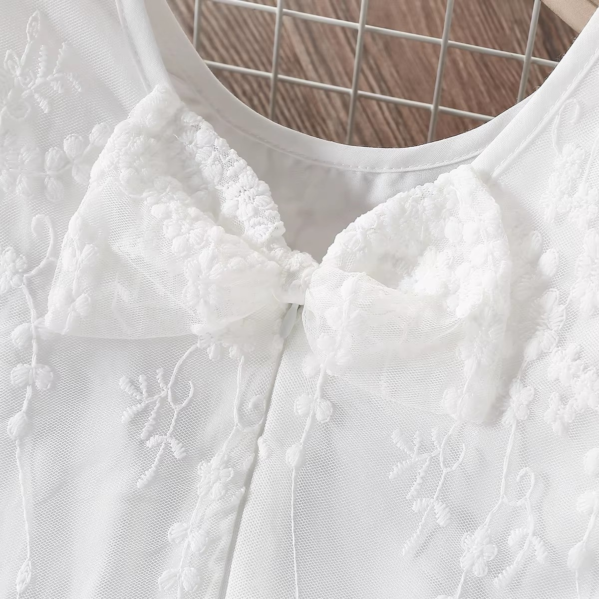 Vestido Melissa Essência Aura Suave 🕊️✨ – Renda Floral 🌸🌿 e Manga Pétala 🌷💖