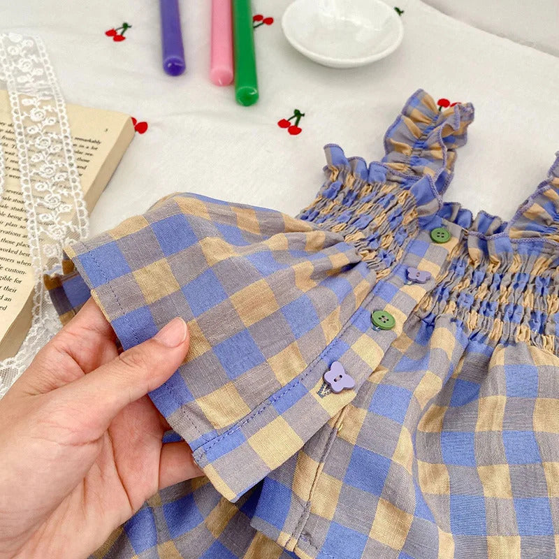 Lookinho Xadrez Charming ✨ com Blusinha Lastex de Fofura e Shortinho Bloomer Soltinho Pra Toda Aventura 🗺️💖