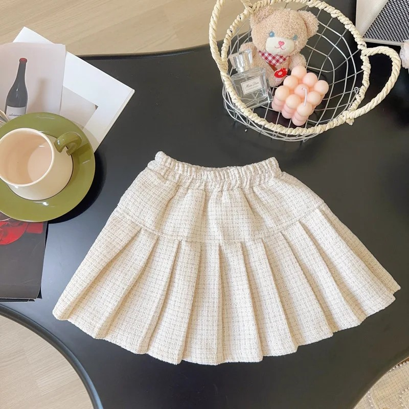 Conjunto Clara Elegance Mood 🌟💫 – Blusa Pérola Girl 💎💖 & Saia Plissada dos Sonhos ☁️