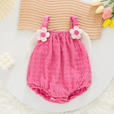 Lookinho Romper Fashion ☁️🌺 com  Textura Pipoca Aconchegante 🥰 Detalhes Florais Encantados 🌼 e um Laço Fadinha Fofa 🎀 💫