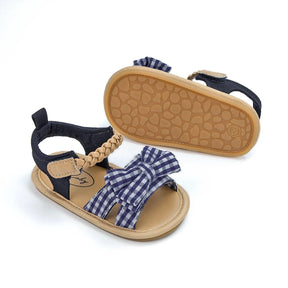 Sandália Estefany Encanto de Laço 🎀 Charme Trend para Pezinhos Delicados 👣✨