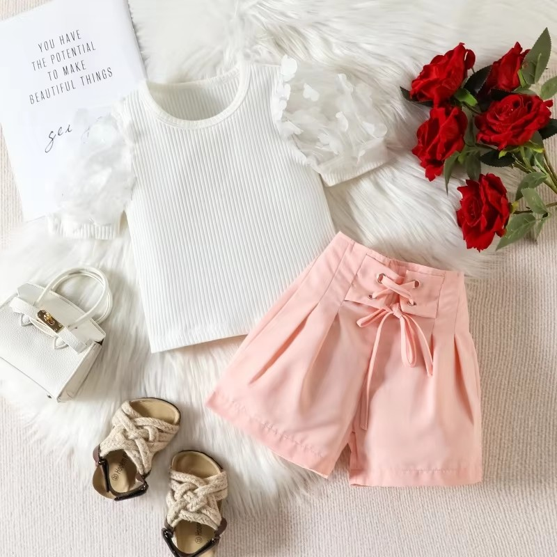Conjunto Sinara 👗 Fashion 🌟 – Blusa Floral 🌺 & Short de Cintura Alta: Charme 💖 e Conforto ☁️