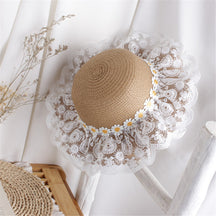Chapéu Sonho de Verão ✨ da Mini Princesa 👑 com Renda Encantada 🎀 e Margaridas do Campo 🌼 Para um Lookinho Super Fofo e Fashion!
