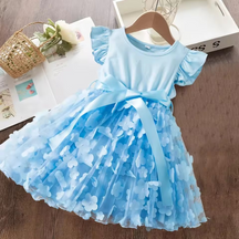 Vestido Emily Comfy-Luxo ☁️👑 – Charme Atemporal ✨🕰️, Tule Mágico de Poá 🧚‍♀️ e Detalhes Retrô 📸