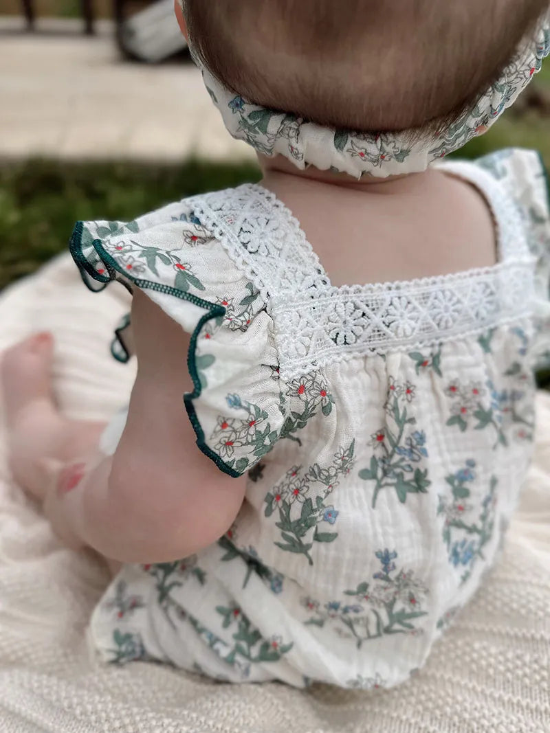 Charme Atemporal do Campo 🌾 com Renda Artesanal de Crochê 🧶e Babados Flutuantes ☁️ pra um Lookinho bem Comfy e Charmoso 💖