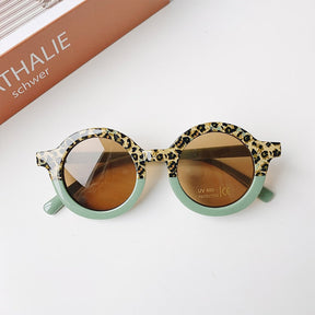 ✨ Óculos de Sol Vintage Infantil ☀️💖 Proteção e Pura Fofura! 😎