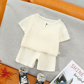 Conjuntinho Frescor Natural 🌿 Comfy-Chic ✨ de Linho Soltinho e Leve ☁️ Perfeito para Brincadeiras e Passeios da Sua Mini Diva! 💖