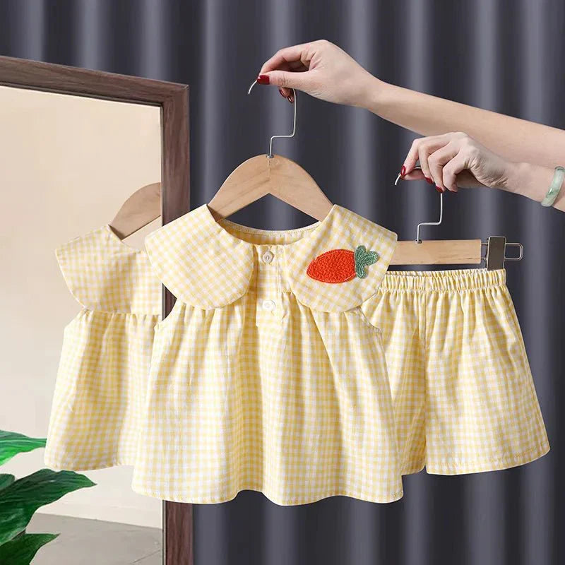 Conjunto Maya Bordado 🌸: Xadrez Delicado e Encantador para Sua Princesa! 👑🧵