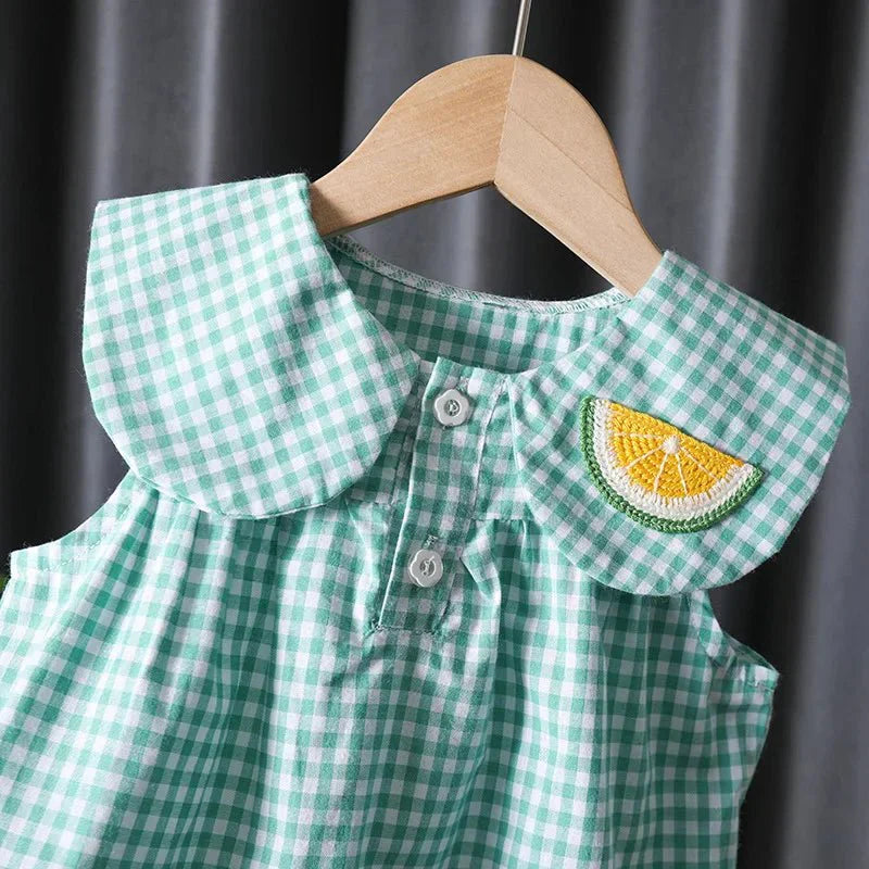 Conjunto Maya Bordado 🌸: Xadrez Delicado e Encantador para Sua Princesa! 👑🧵