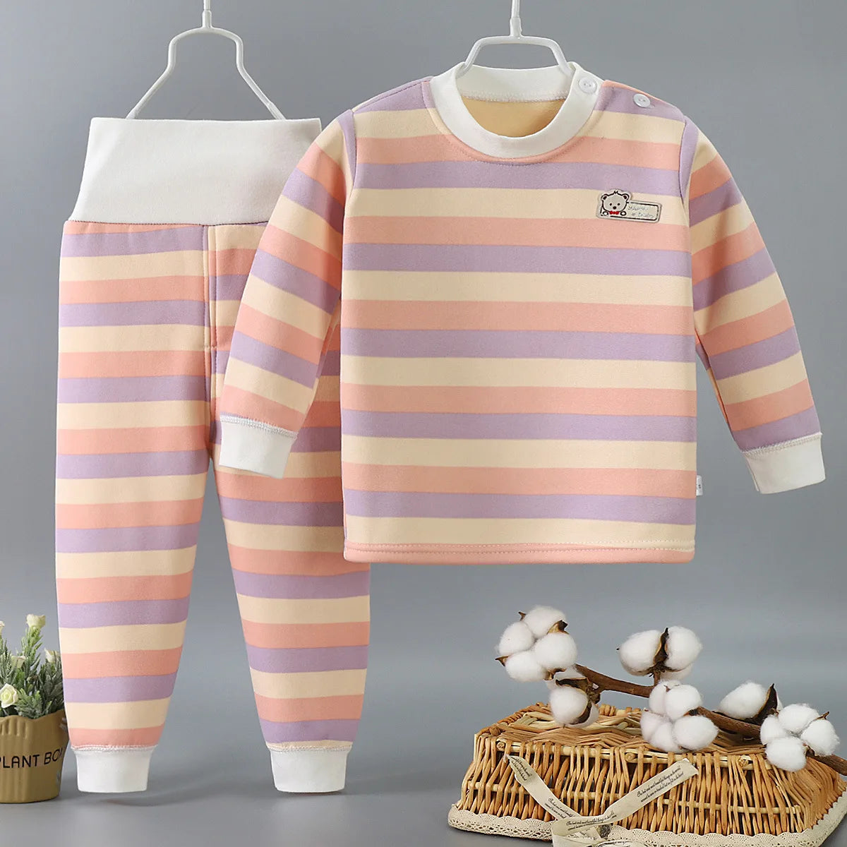 Lookinho Dengo e Conforto 🧸💕 Que Aquece o Coração e o Corpinho da Sua Princesa com o Toque Mais Macio e Delicado! ☁️👑