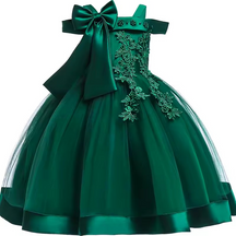Vestido Eveline Realeza Fashion ⚜️🌟 – Laço Decorativo 🎗️💎 Mangas Românticas 🌸💖