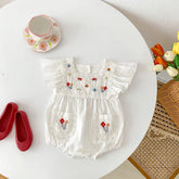Romper Campo de Flores 🌼 Bordado Artesanal 🌸 com Manga Bufante Delicada ✨ e Toque de Algodão Pura Vida ☁️ O Lookinho Fresquinho Que Sua Pequena Amará Para Brilhar com Muita Luz e Estilo no Verão ☀️