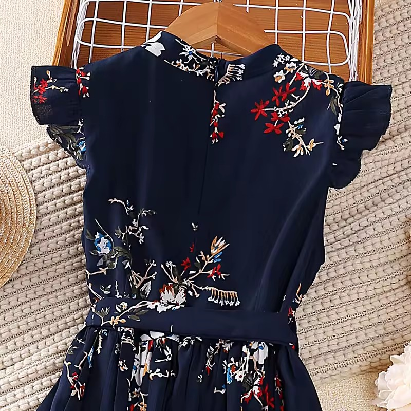 Vestido Lígia Princesa Casual 👑🤍 - Detalhes Franzidos 👗 e Atmosfera Romântica 🥰