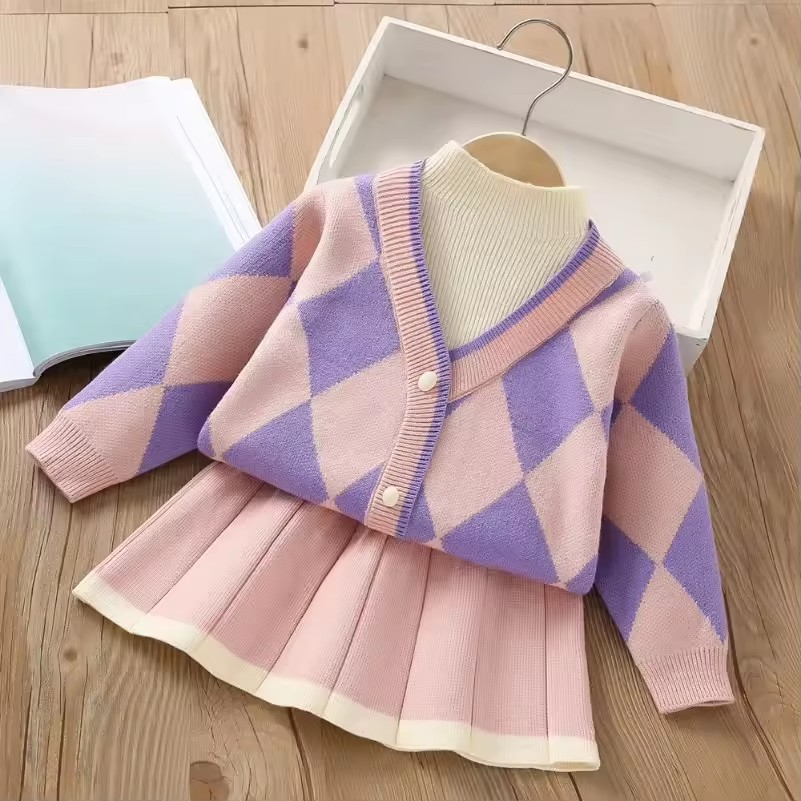 Conjunto Isabella Mini Trendsetter 👗🌟 - Estilo Colegial 🏫🖋️ em Cardigan Diamante 💎
